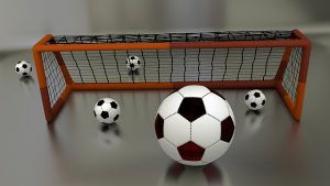 fudbalske lopte 300x169 - EURO 2020 kao šansa da popravimo ocene